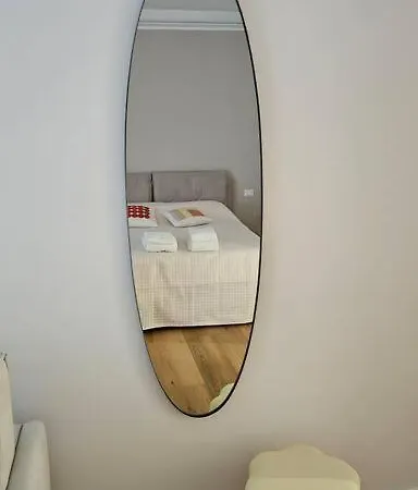 Nuovo Bianco Appena Ristrutturato *