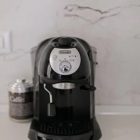 Nuovo Bianco Appena Ristrutturato * Wenecja