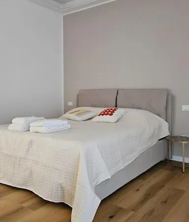 Apartament Nuovo Bianco Appena Ristrutturato Wenecja
