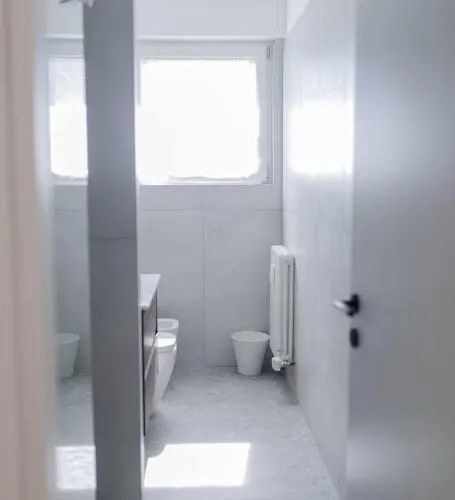 Nuovo Bianco Appena Ristrutturato Appartement *