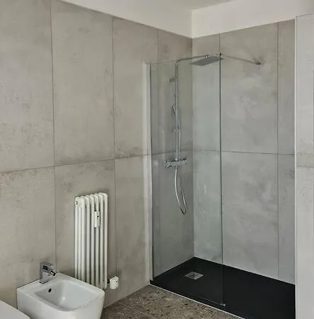 Nuovo Bianco Appena Ristrutturato * Venecia